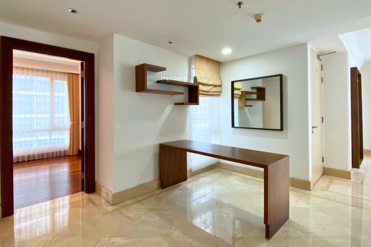 Apartemen SCBD SUITES 2 Bedroom Furnished with City View - Foto 3