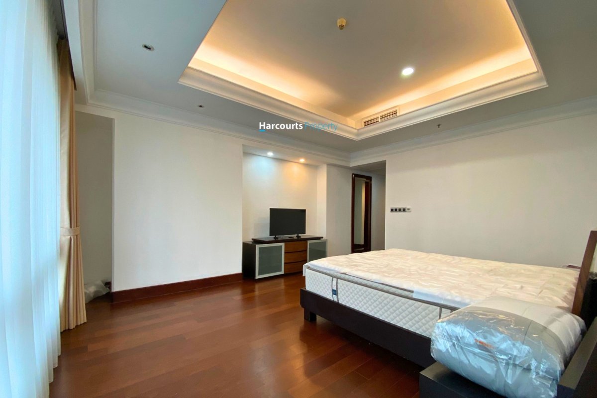 Apartemen SCBD SUITES 2 Bedroom Furnished with City View - Foto 9