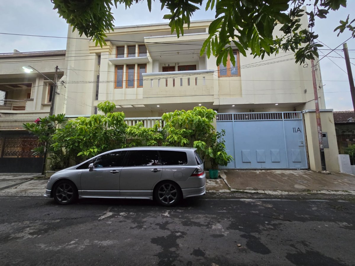 Dijual Rumah Mewah Lokasi Favorit di Selatan Stadion Manahan Solo - Foto 2