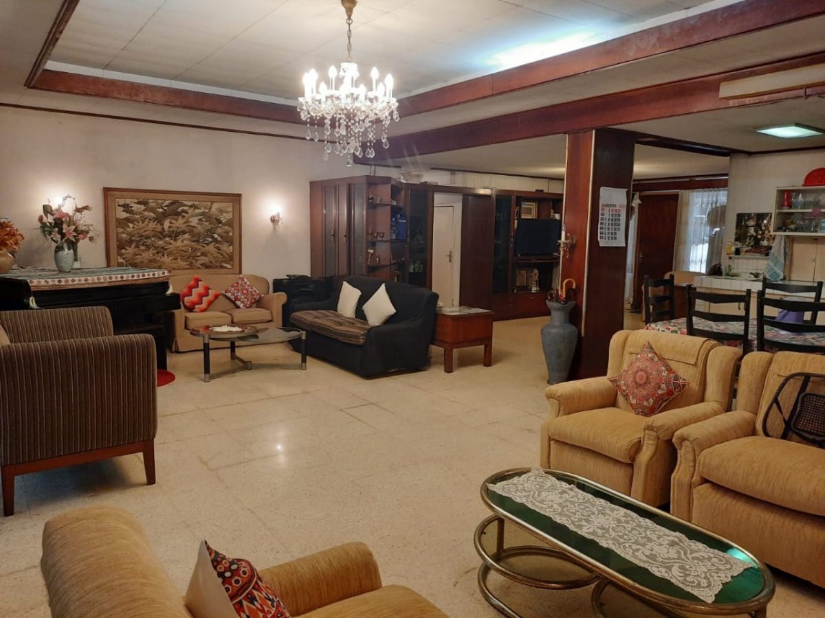 Jual Rumah Hitung Tanah di daerah Kebayoran Baru Jakarta Selatan AL - Foto 4