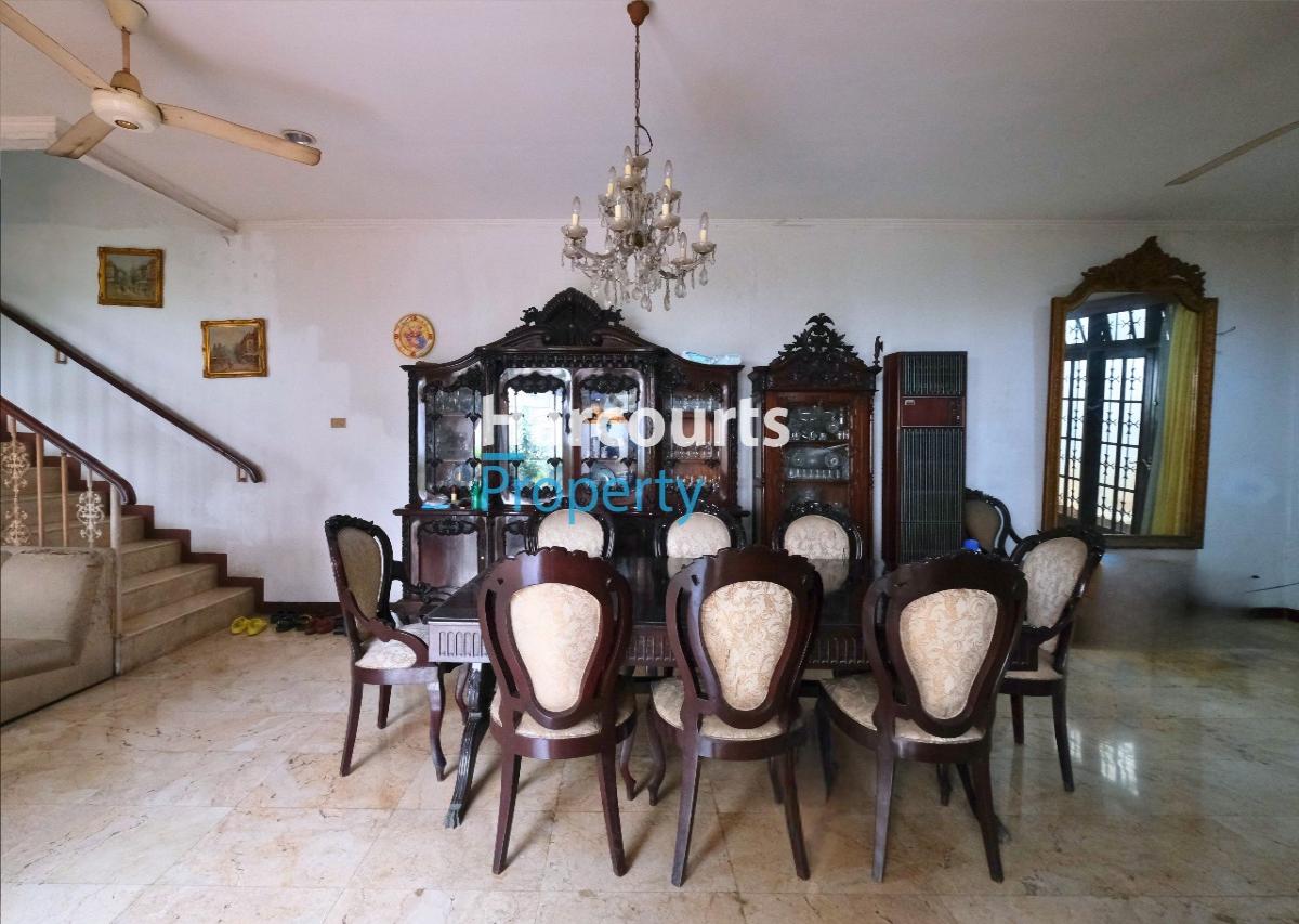 Dijual Rumah Klasik Kawasan Elite Dekat Rumah Pejabat Jl. Maluku, Area Menteng - Foto 8