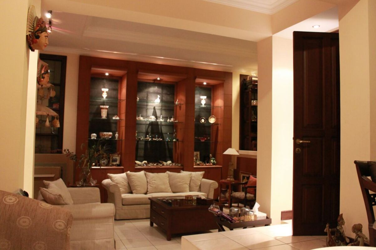 Dijual rumah mewah daerah bintaro sektor 7 Tangerang Selatan - Foto 3