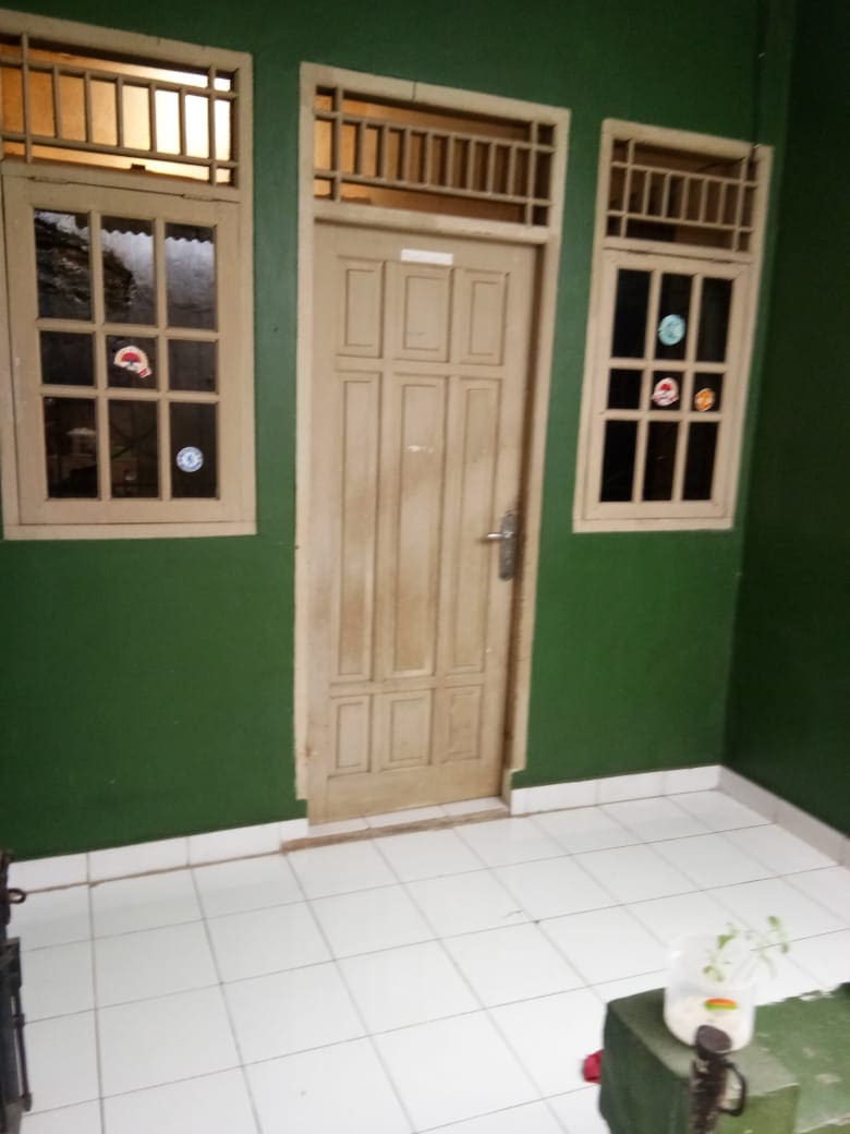 Harga Murah ! Dijual Rumah dan tempat usaha di Jurang Mangu