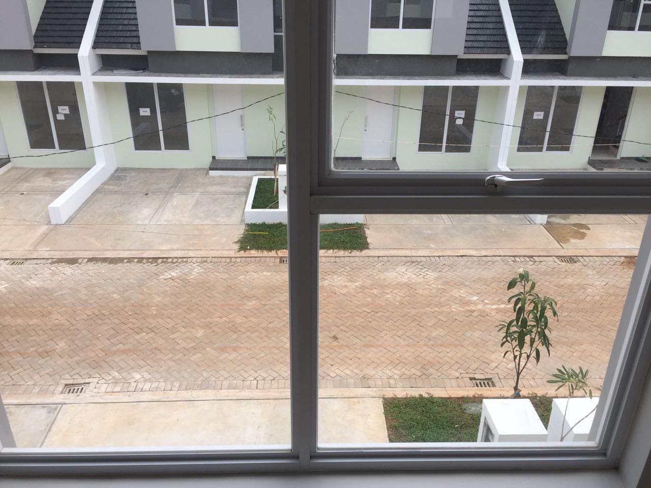 Dijual Rumah daerah Serpong Jaya Tangerang Selatan