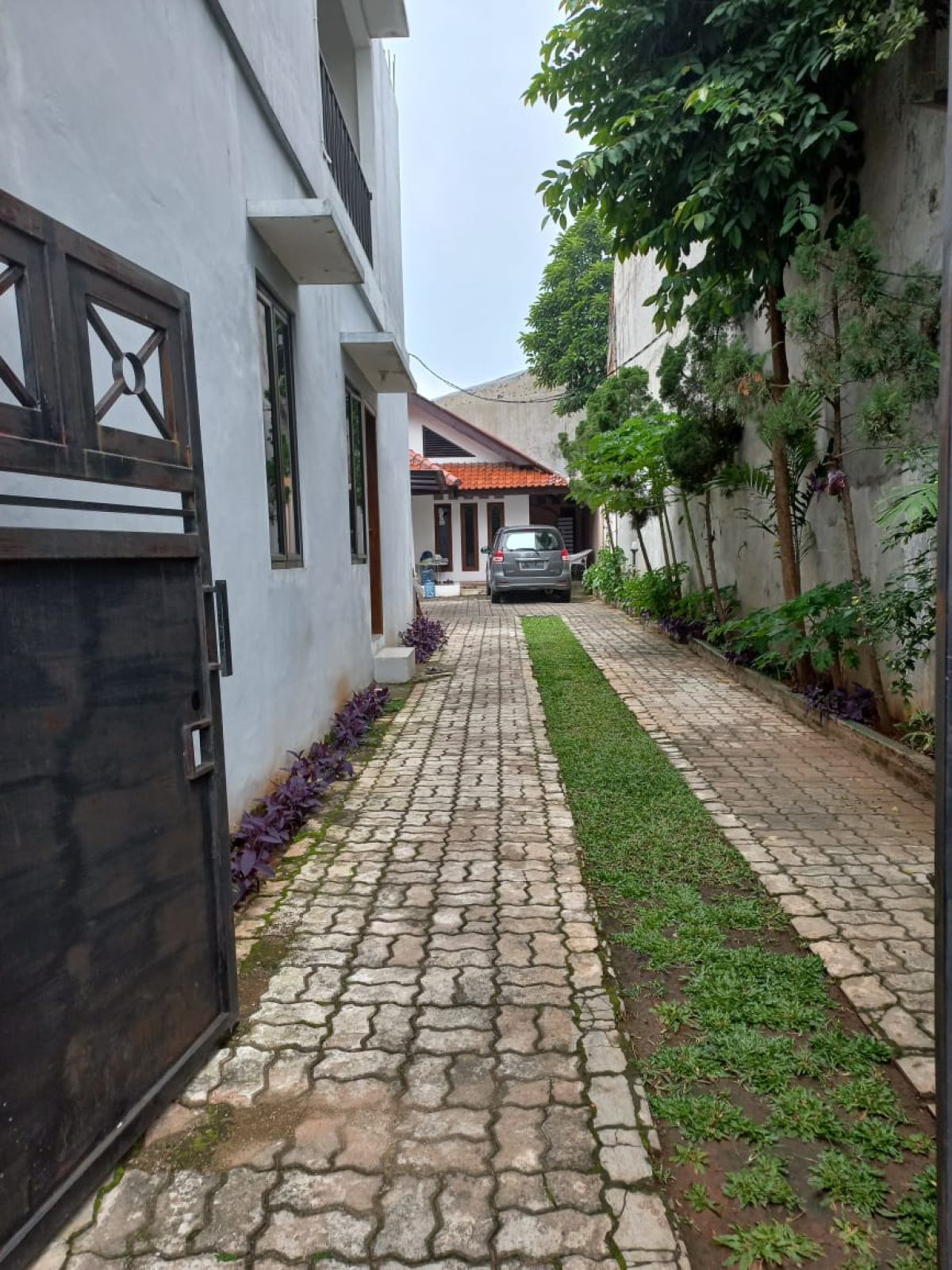 Dijual rumah pinggir jalan Rengas dekat bintaro sektor 2 Tangerang Selatan - Foto 2