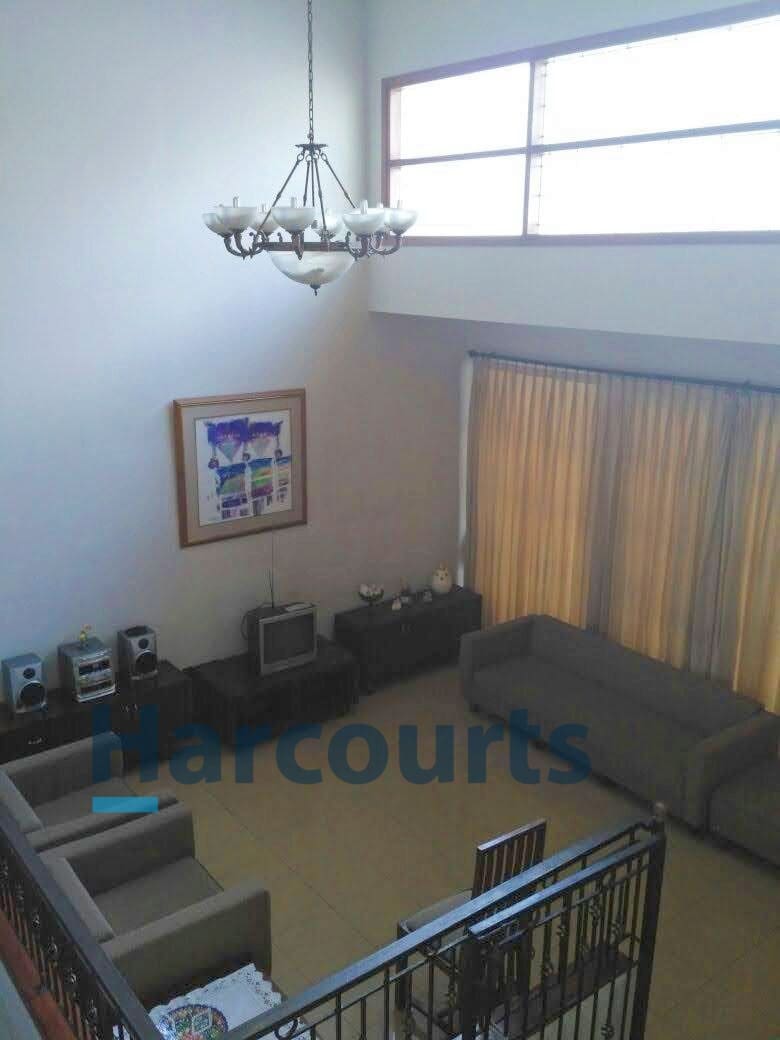 Jual Cepat Rumah Villa di Geger Kalong, Bandung, Jawa Barat (BM) - Foto 4