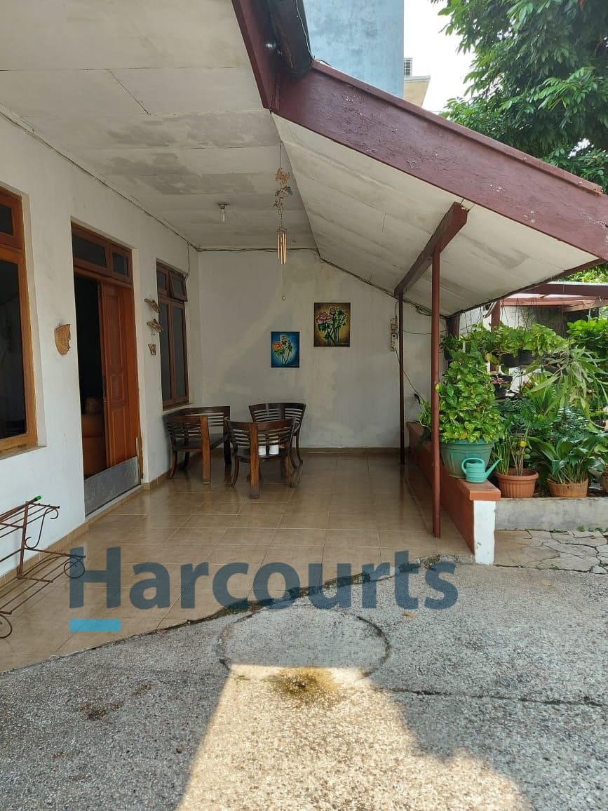 Jual Cepat Rumah kos - kosan di daerah Radio Dalam Jakarta Selatan (BM)