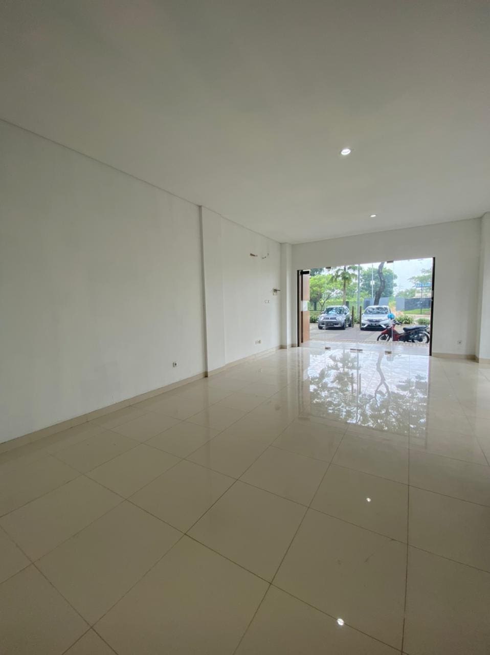 Jual Ruko Bangunan 3 lantai di The Icon Business Park BSD Tangerang (MN)