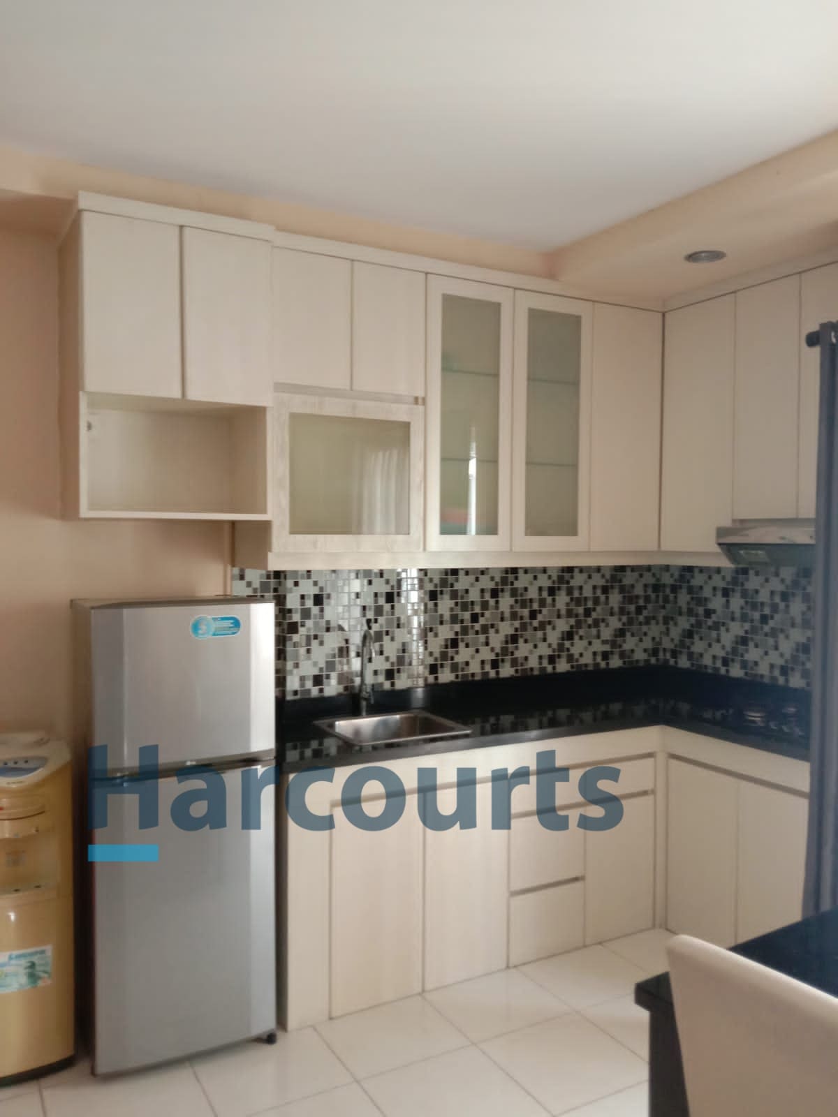 Sewa Apartemen Royal Mediterania Full Furnished di Jl. Letjen S.Parman Jakarta Barat (MN) - Foto 7