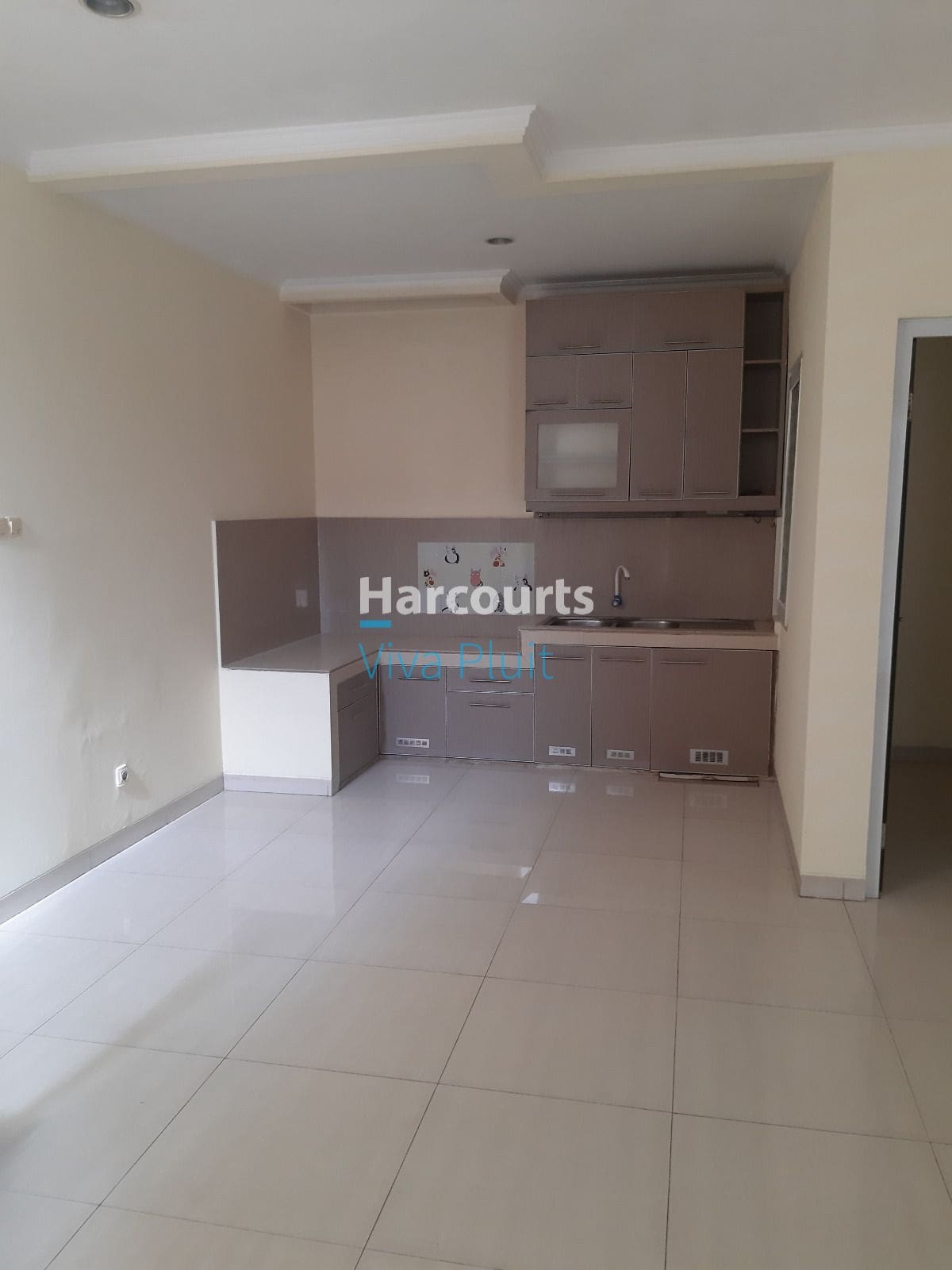 Dijual Rumah Golden Palm Residence Cluster Canary. Harga Murah Nego! - Foto 2