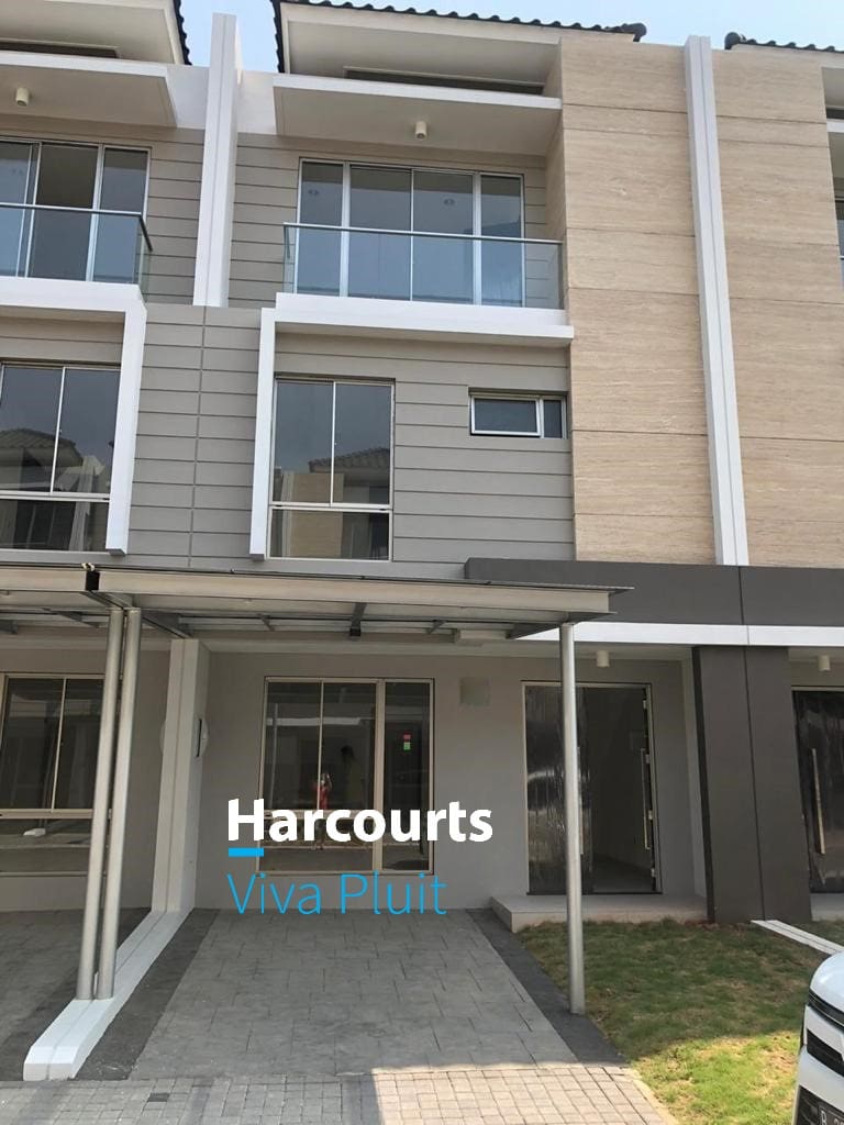 Disewa Rumah Golf Island Cluster Piano, Pantai Indah Kapuk. Siap Huni!