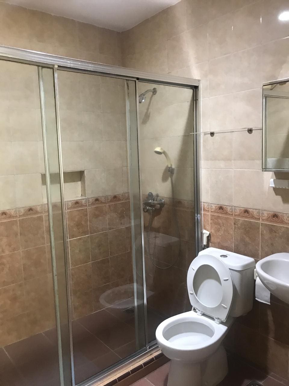 Disewa Apartemen Puri Garden, Jakarta Barat. Siap Huni Harga Murah!