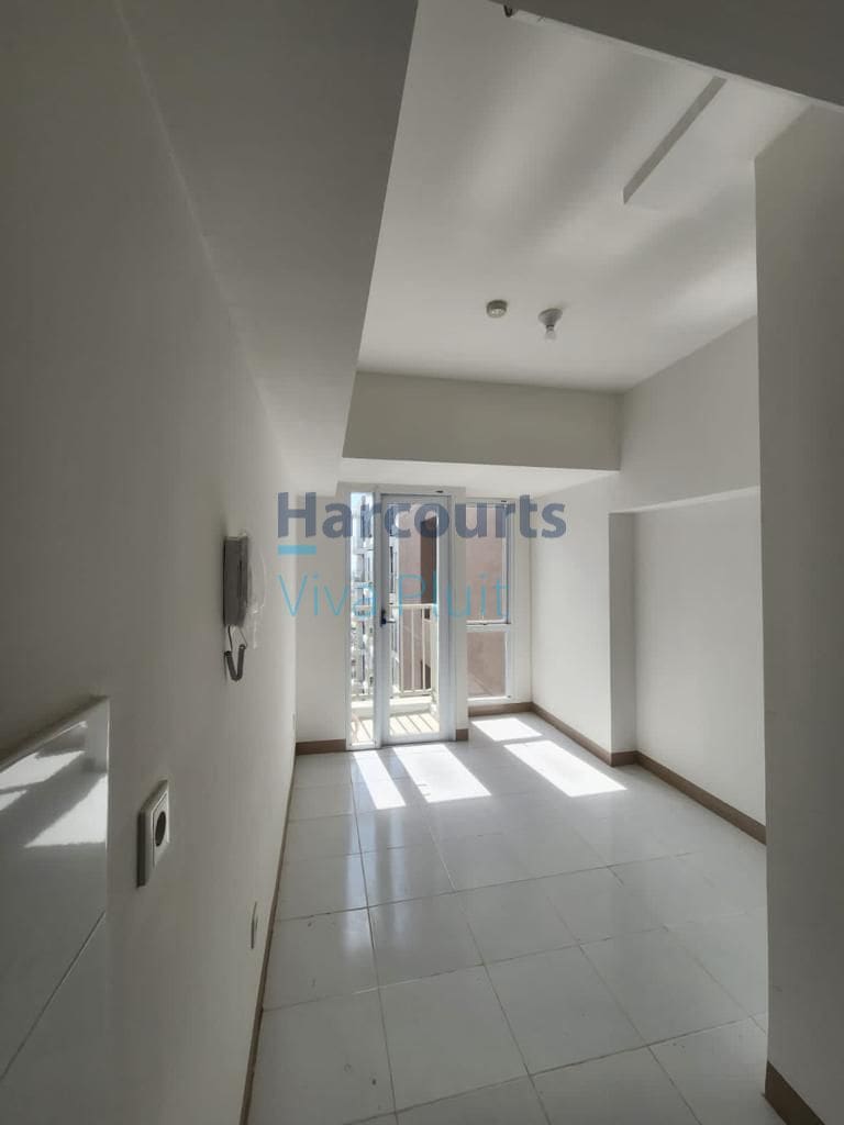 Dijual Apartemen Tokyo Riverside Pik 2, Siap Huni. Harga Murah Nego