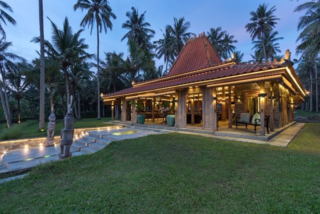 Freehold Beachfront Villa in Pekutatan, West Bali - Foto 18