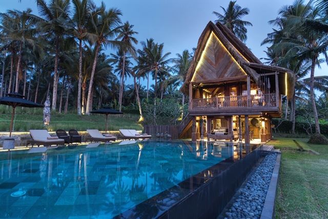 Freehold Beachfront Villa in Pekutatan, West Bali - Foto 2