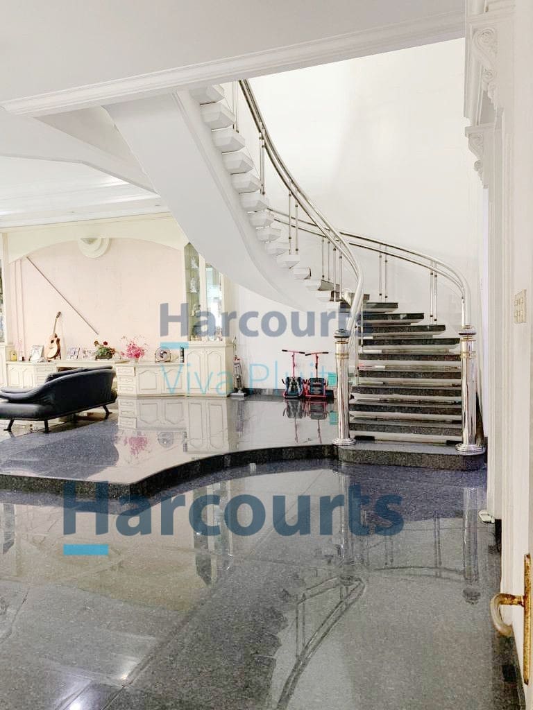 Dijual Rumah Mewah Jl. Pluit Indah, Jakarta Utara. Harga Murah Nego - Foto 4