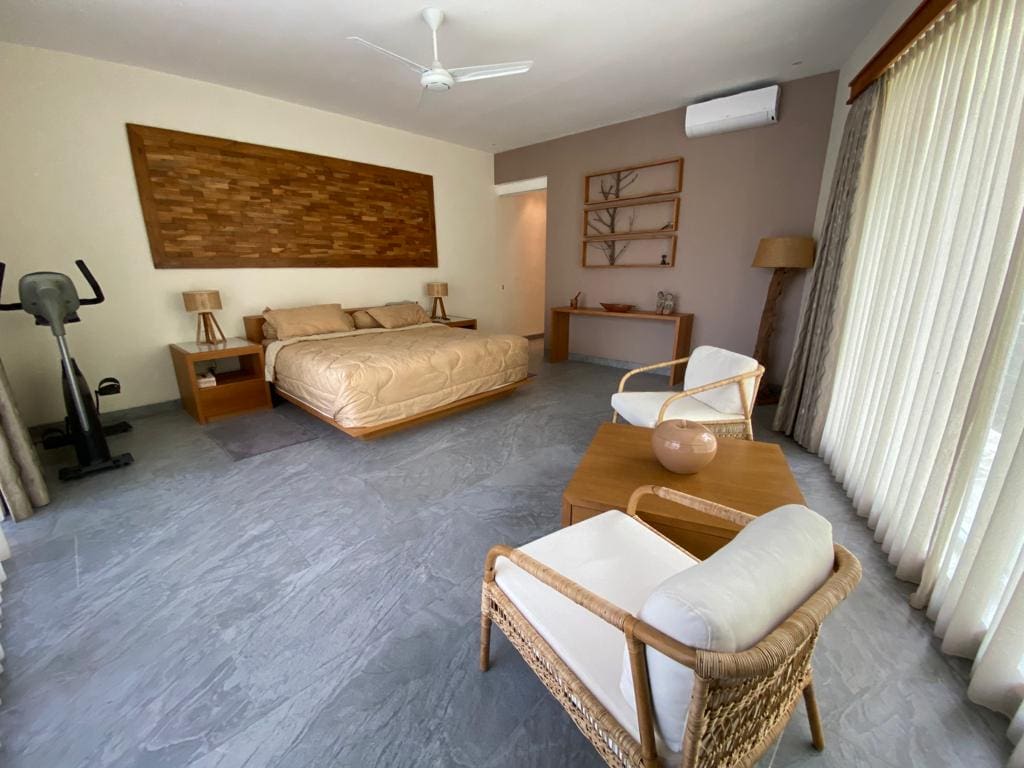 Large Riverside Villa In Sought After Umalas Bali - Foto 9