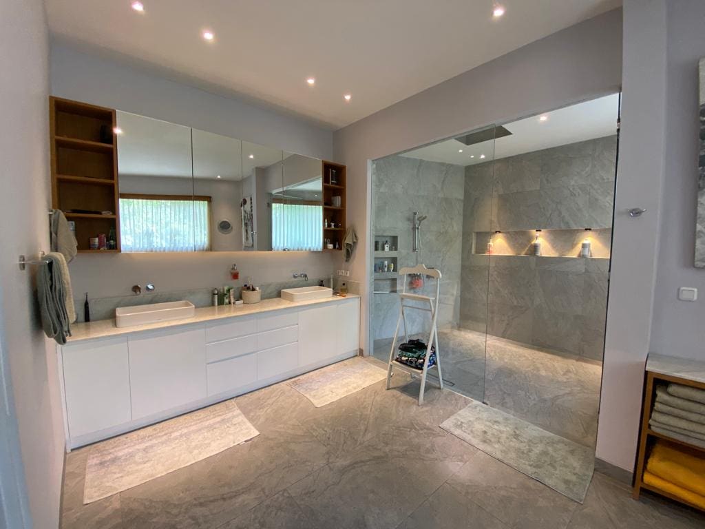 Large Riverside Villa In Sought After Umalas Bali - Foto 10