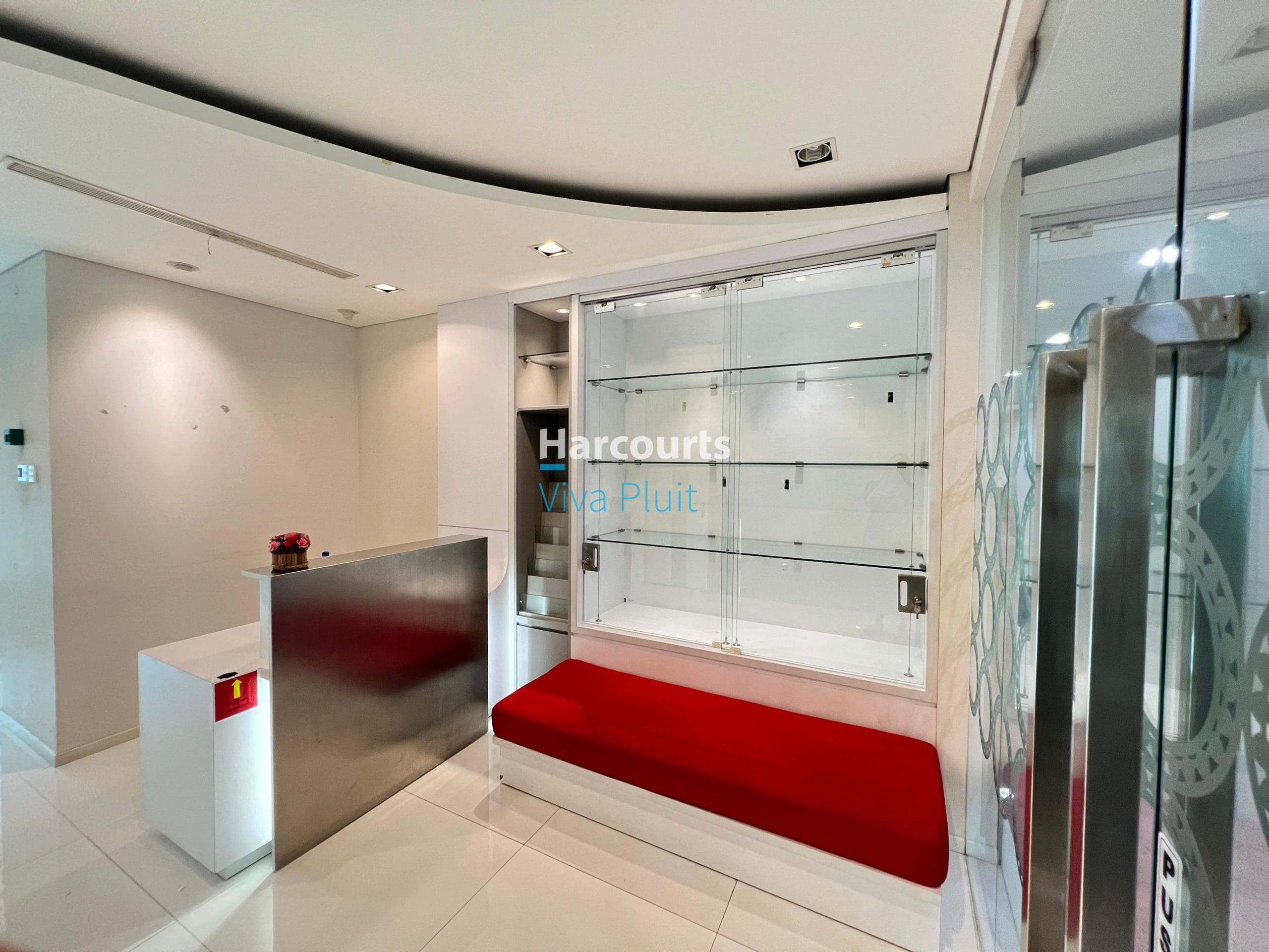 Disewakan Ruangan Kantor di Lippo Kuningan, Jakarta Selatan. Harga Nego!