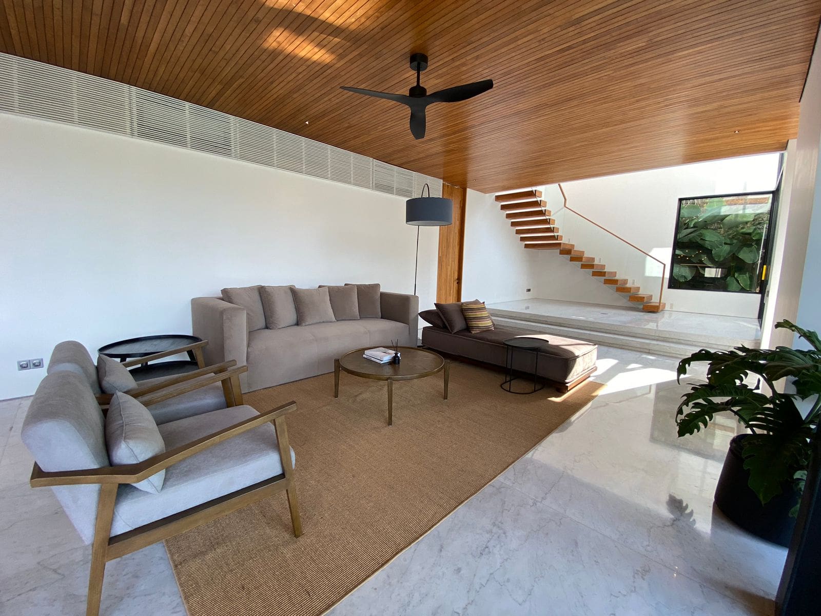 The Perfect Combination Of Modern Luxury &amp; Convenience - Foto 4