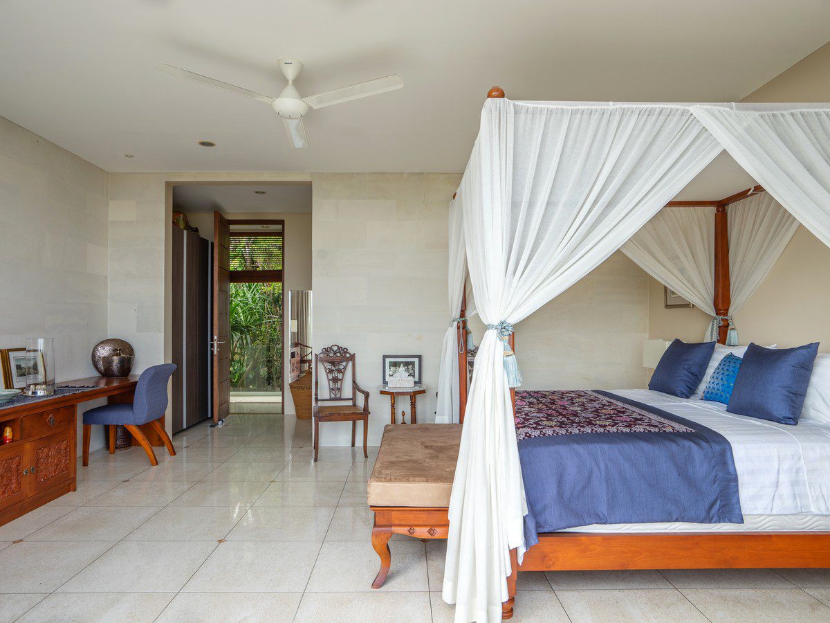 Panoramic views of the turquoise blue Indian ocean - Foto 14