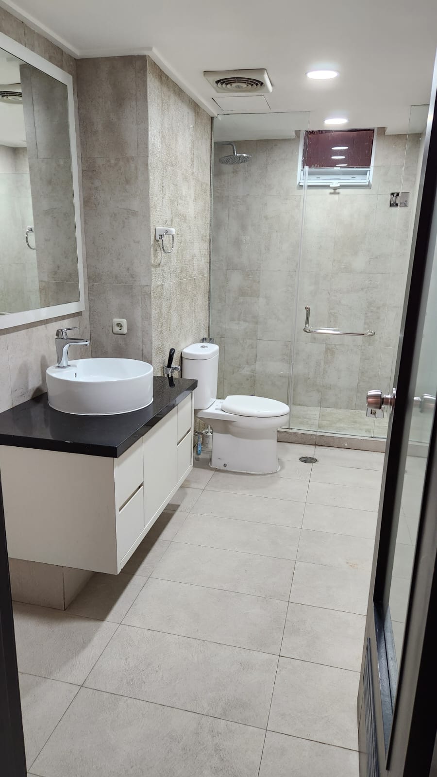 Jual Apartemen Taman Anggrek Condominium Baru Renovasi di Tanjung Duren Jakarta Barat (RW) - Foto 2