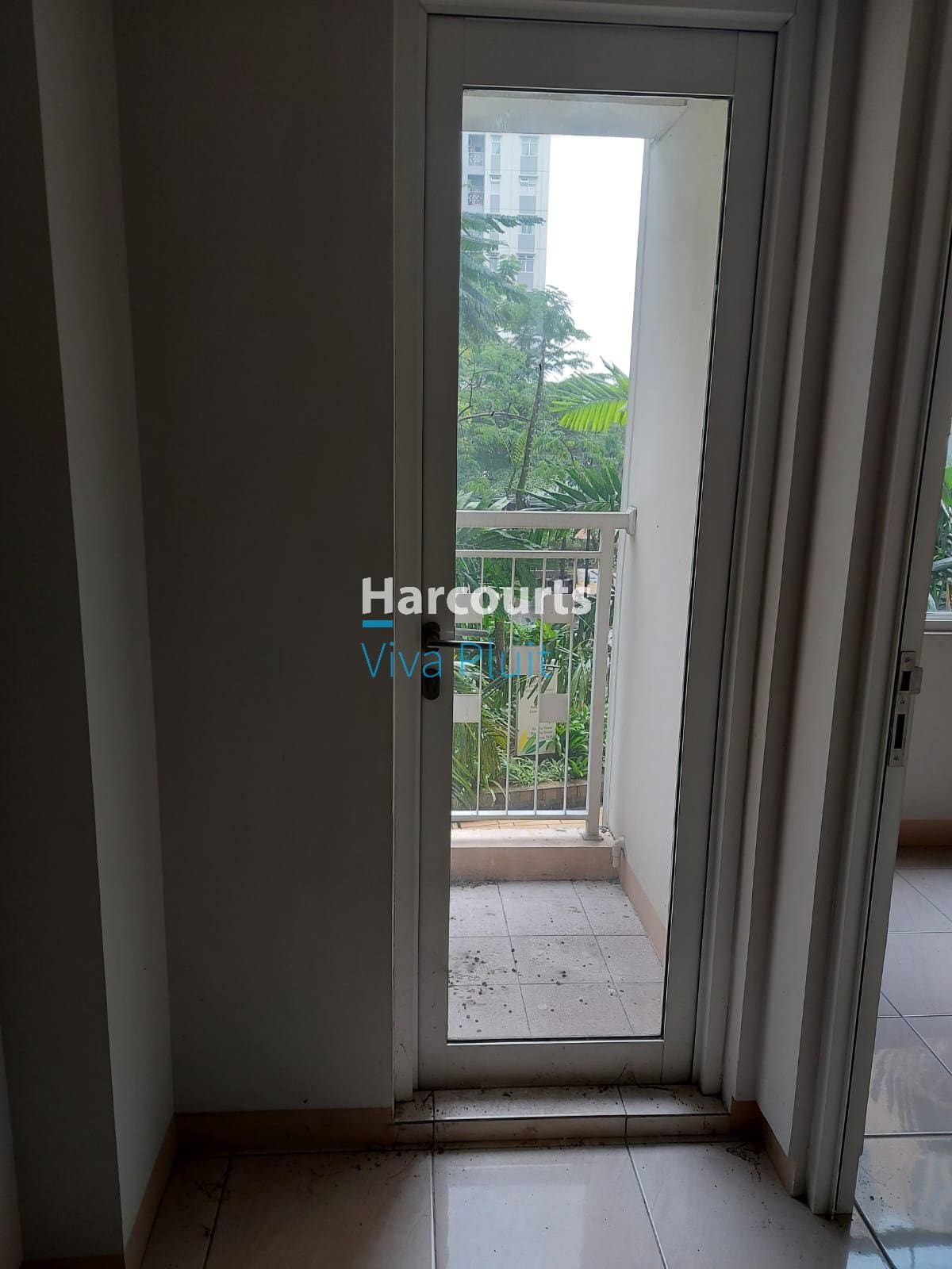 Dijual Cepat! Apartemen Springlake Summarecon Bekasi. Harga Murah Nego!