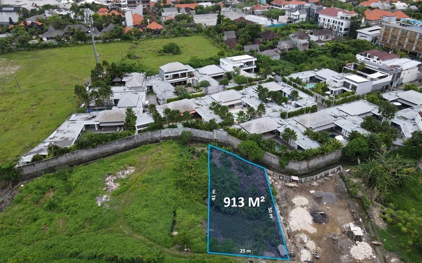 913 sqm Freehold Land Walking Distance to Berawa Beach