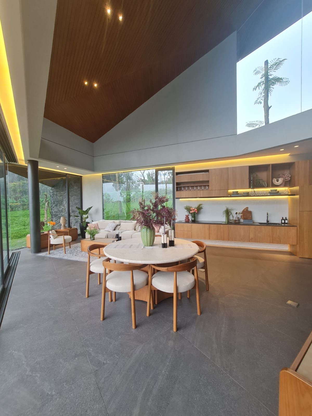 Villa baru mewah dan eksotik dengan pemandangan rawa pening dekat Salatiga - Foto 2