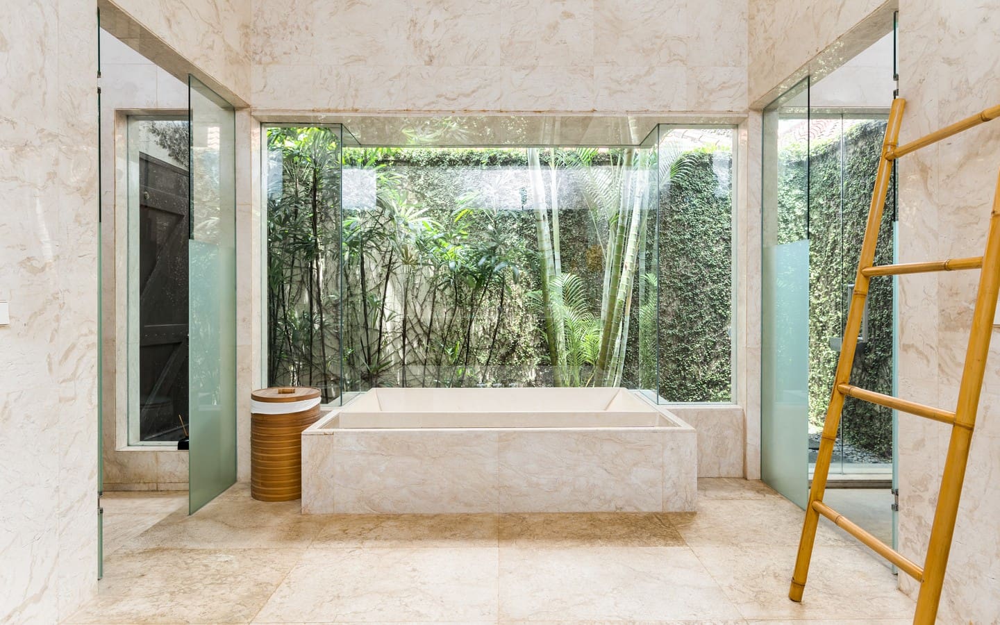 Magnificent Batu Belig Riverfront Estate - Foto 3