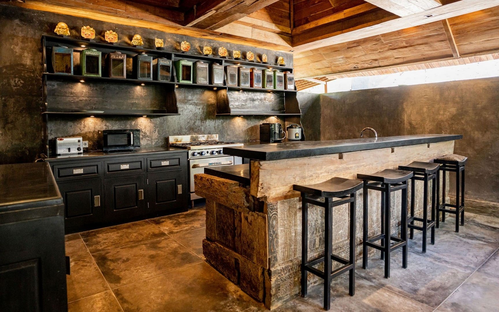 Magnificent 5-Bedroom Joglo Estate in Berawa - Foto 4