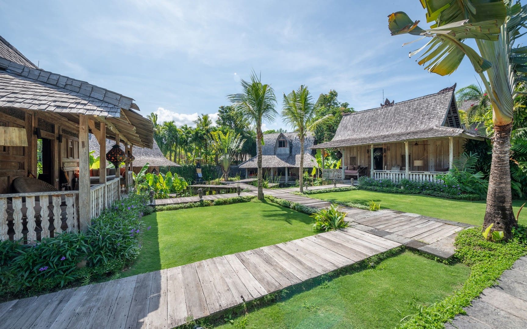 Magnificent 5-Bedroom Joglo Estate in Berawa - Foto 2