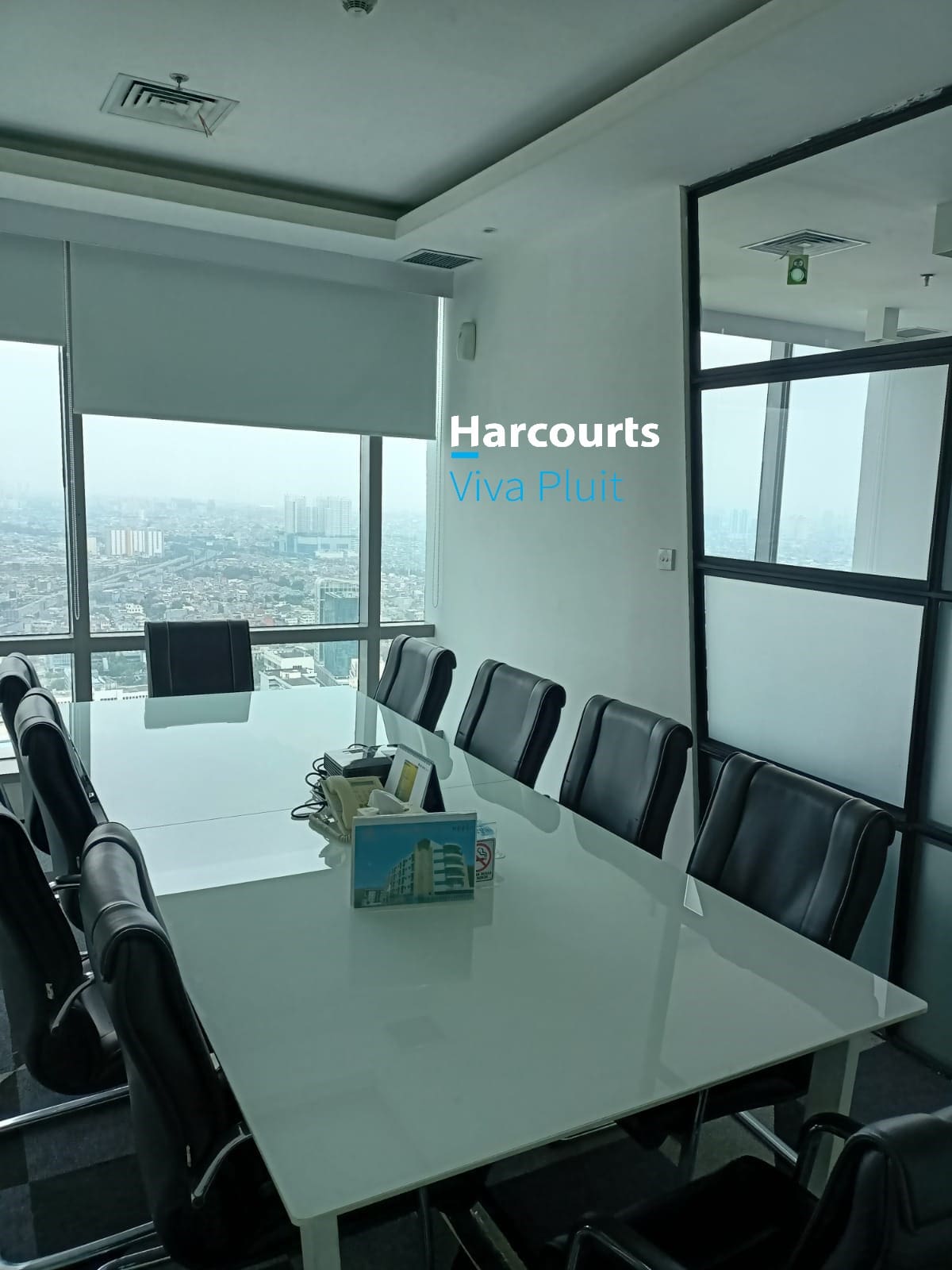 Dijual Office Space Soho Capital, Jakarta Barat. Harga Murah Nego!