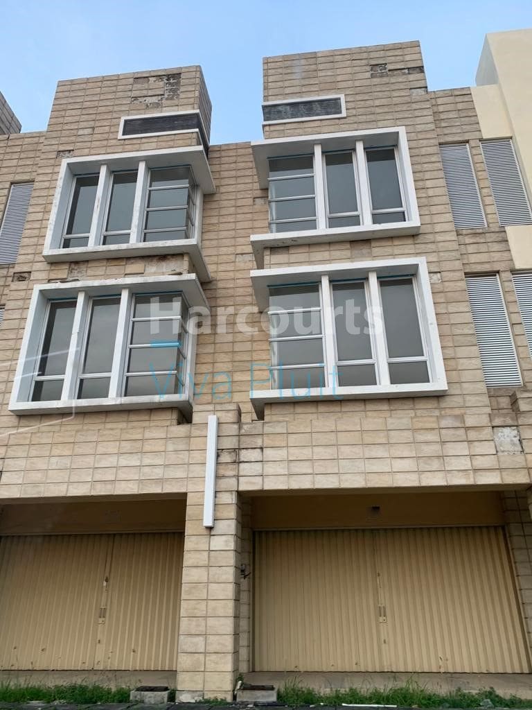 Dijual Ruko Gandeng Taman Harapan Indah Bekasi, Harga Murah Nego!