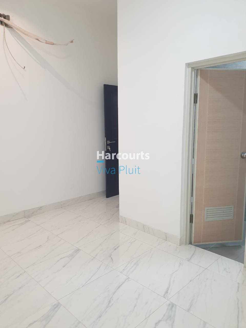 Dijual Rumah Di Muara Karang Blok 3. Bangunan Baru Harga Murah Nego! - Foto 5