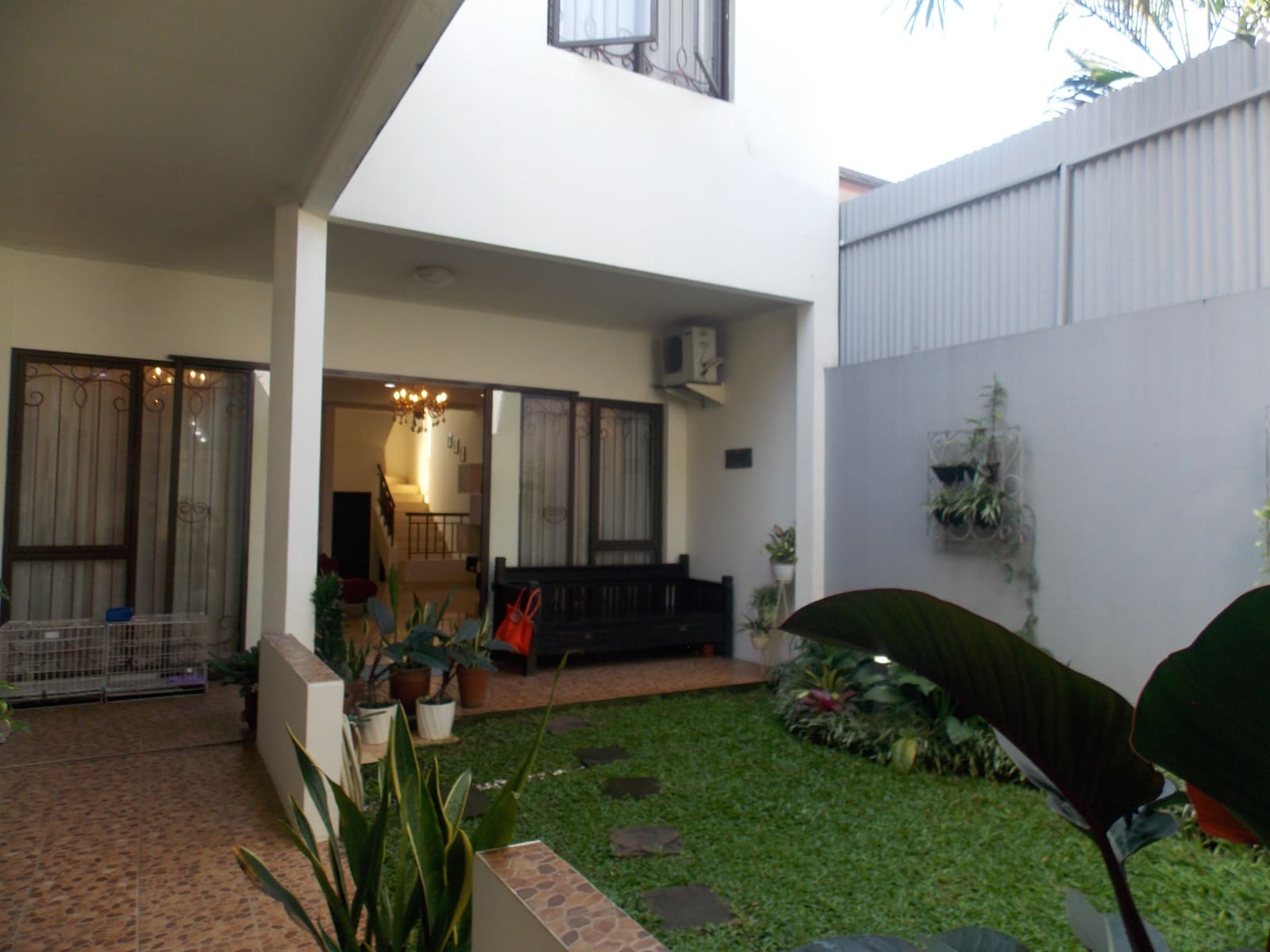 Dijual rumah di delatinos BSD Tangerang Selatan - Foto 4