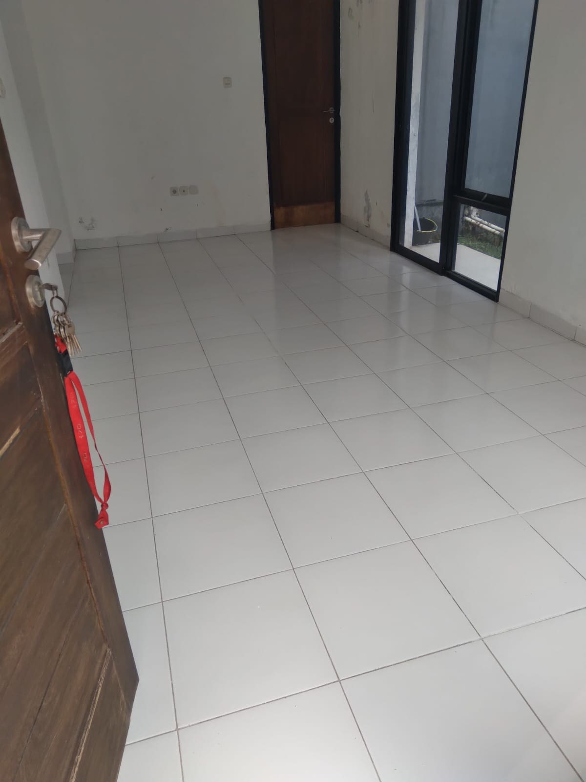 Dijual rumah daerah Bambu Apus Pamulang Tangerang Selatan - Foto 2