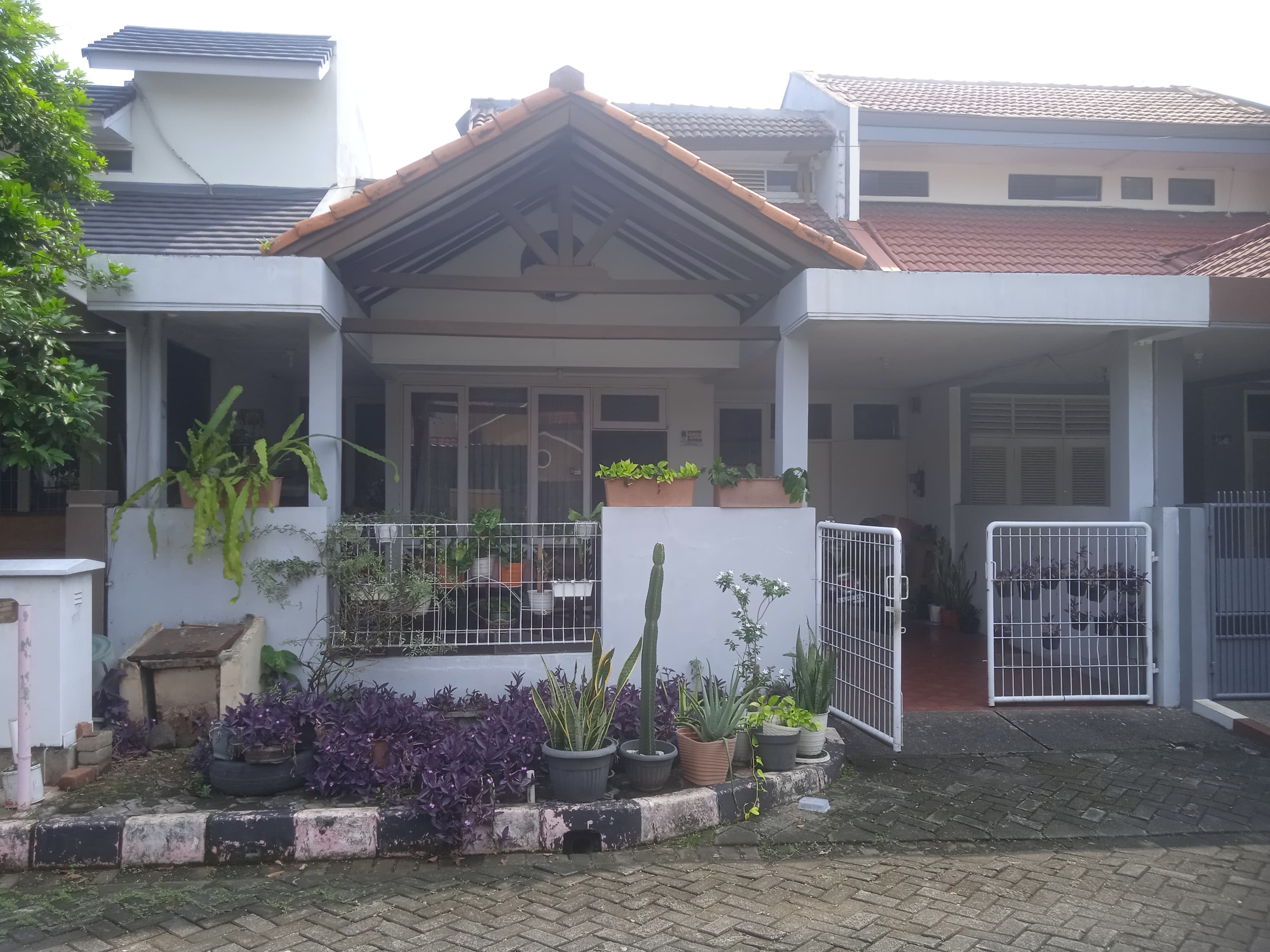 Rumah Dijual Di Perumahan Buana Gardenia Kota Tangerang