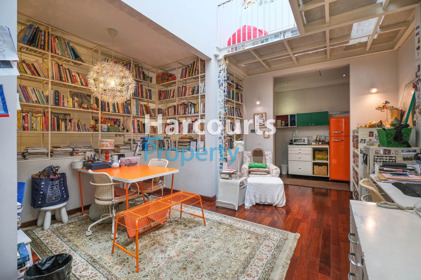 Dijual Townhouse Mewah Karya Irianto Purnomo Hadi - ANTARA Architect AREA PEJATEN - Foto 8