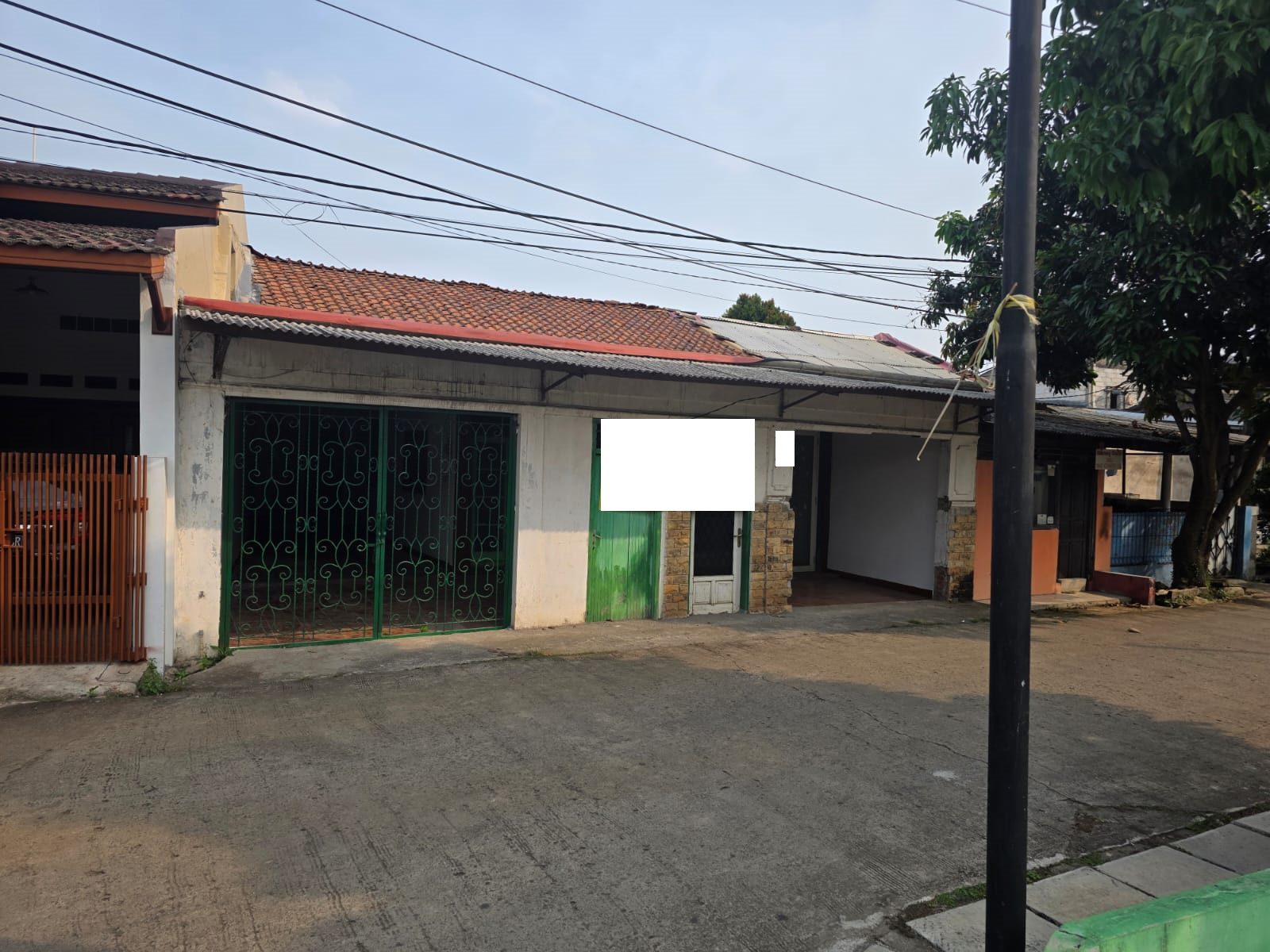 Jual Rumah Hitung Tanah 2.262 m2 Cocok untuk Cluster di Cimanggis, Depok
