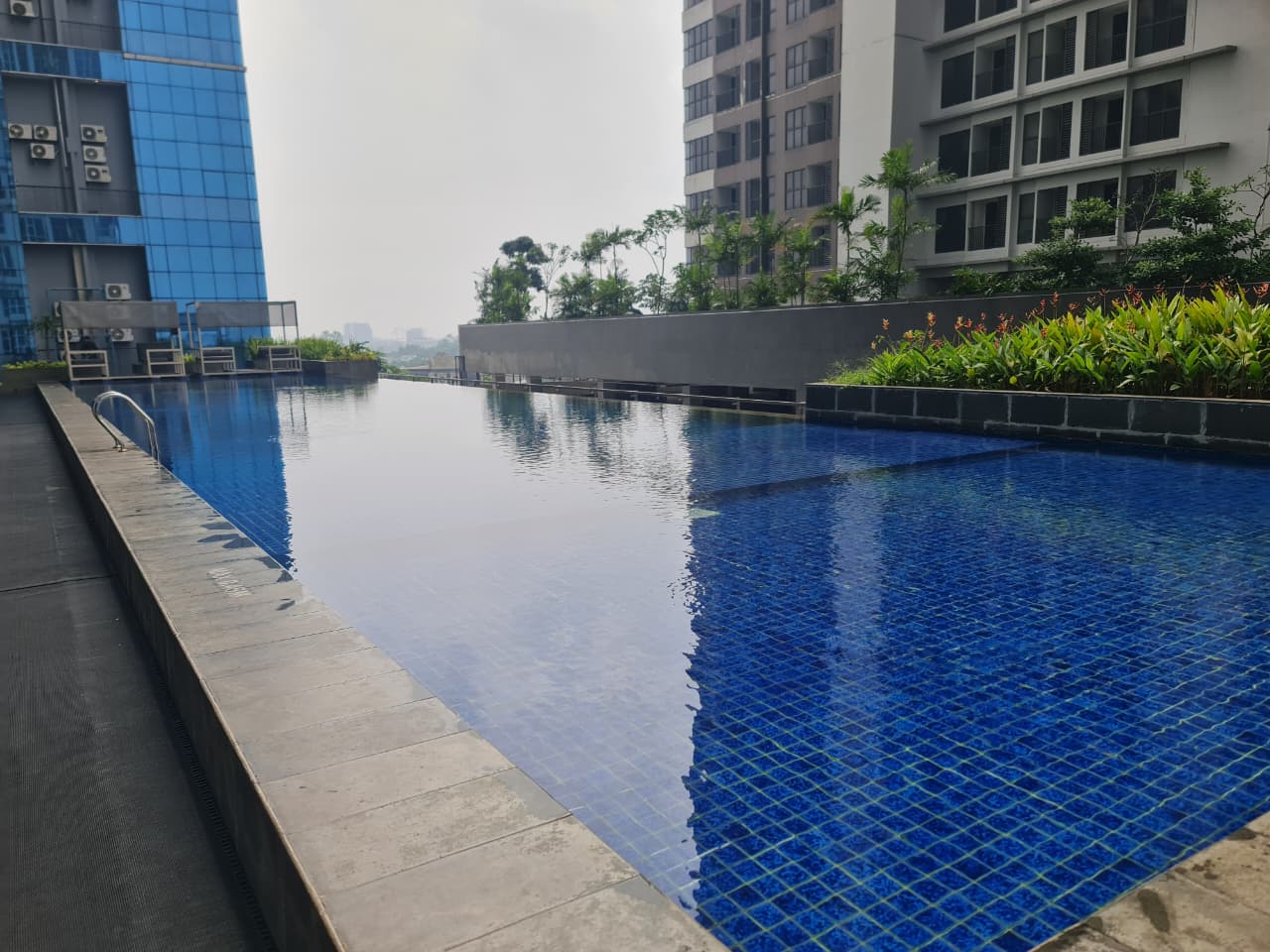 Apartemen segudang Fasilitas, Full Furnished di Roseville SOHO &amp; Suites Tangerang Selatan - Foto 16