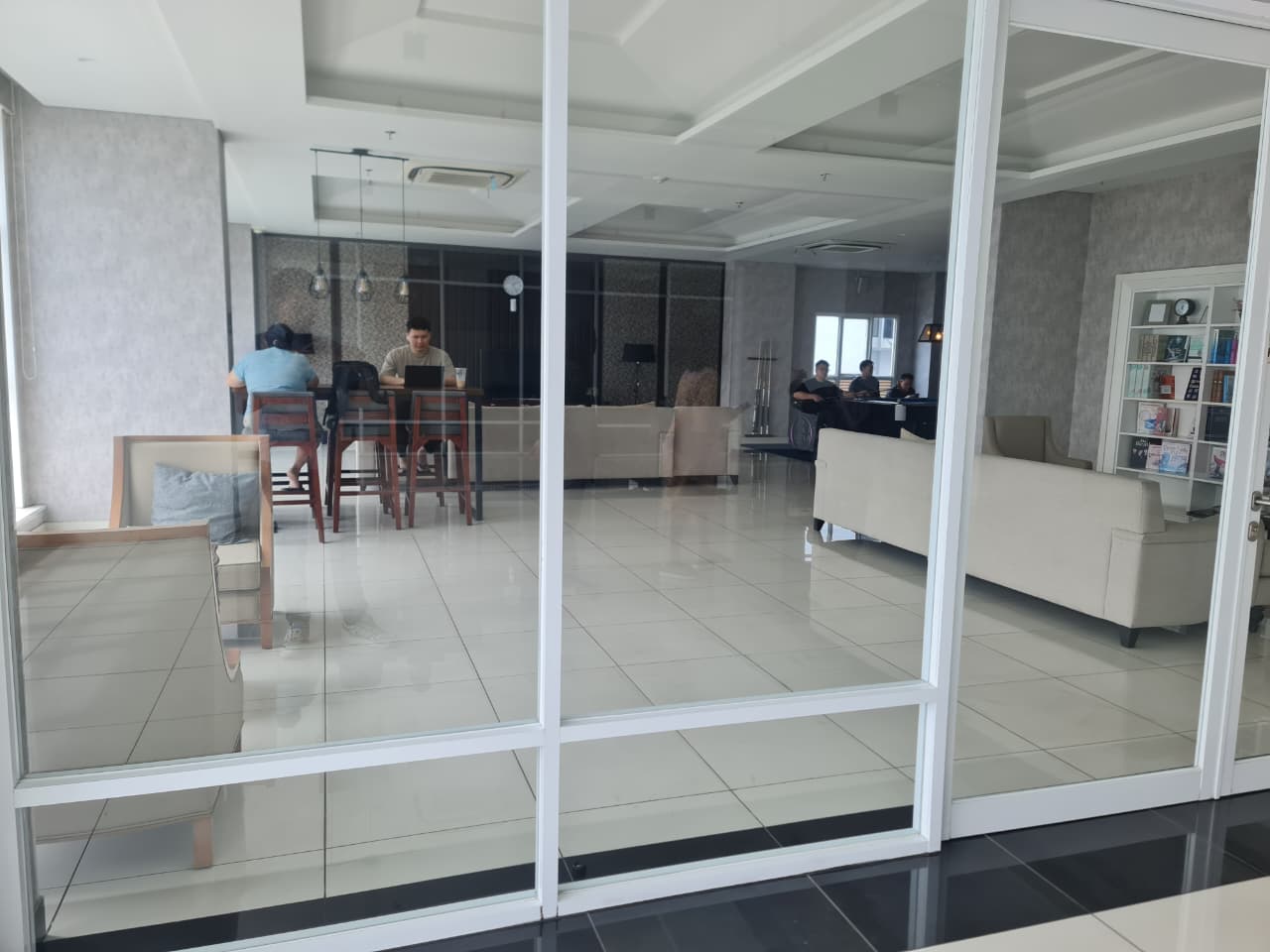 Apartemen segudang Fasilitas, Full Furnished di Roseville SOHO &amp; Suites Tangerang Selatan - Foto 26