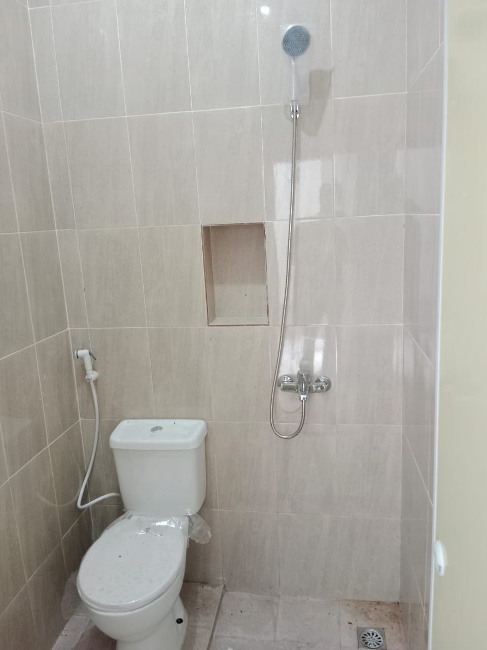 450 Juta Nego! Rumah Baru Modern di Cluster Grogol Dekat Kota - Foto 3