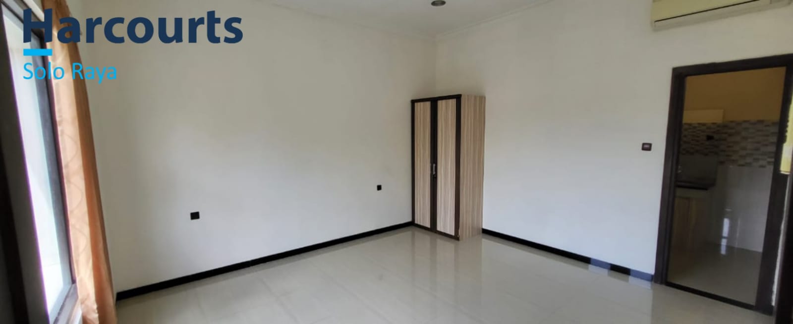 Rumah Cantik 2 Lantai Siap Huni, Lokasi Strategis di Pusat Kota - Foto 3