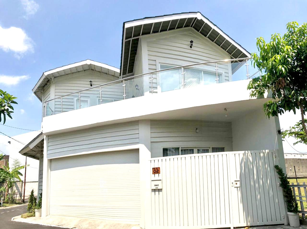 Dijual Cepat! Rumah Mewah Style American Modern Semi Furnish Dekat Palur Plaza &amp; Kampus - Foto 11