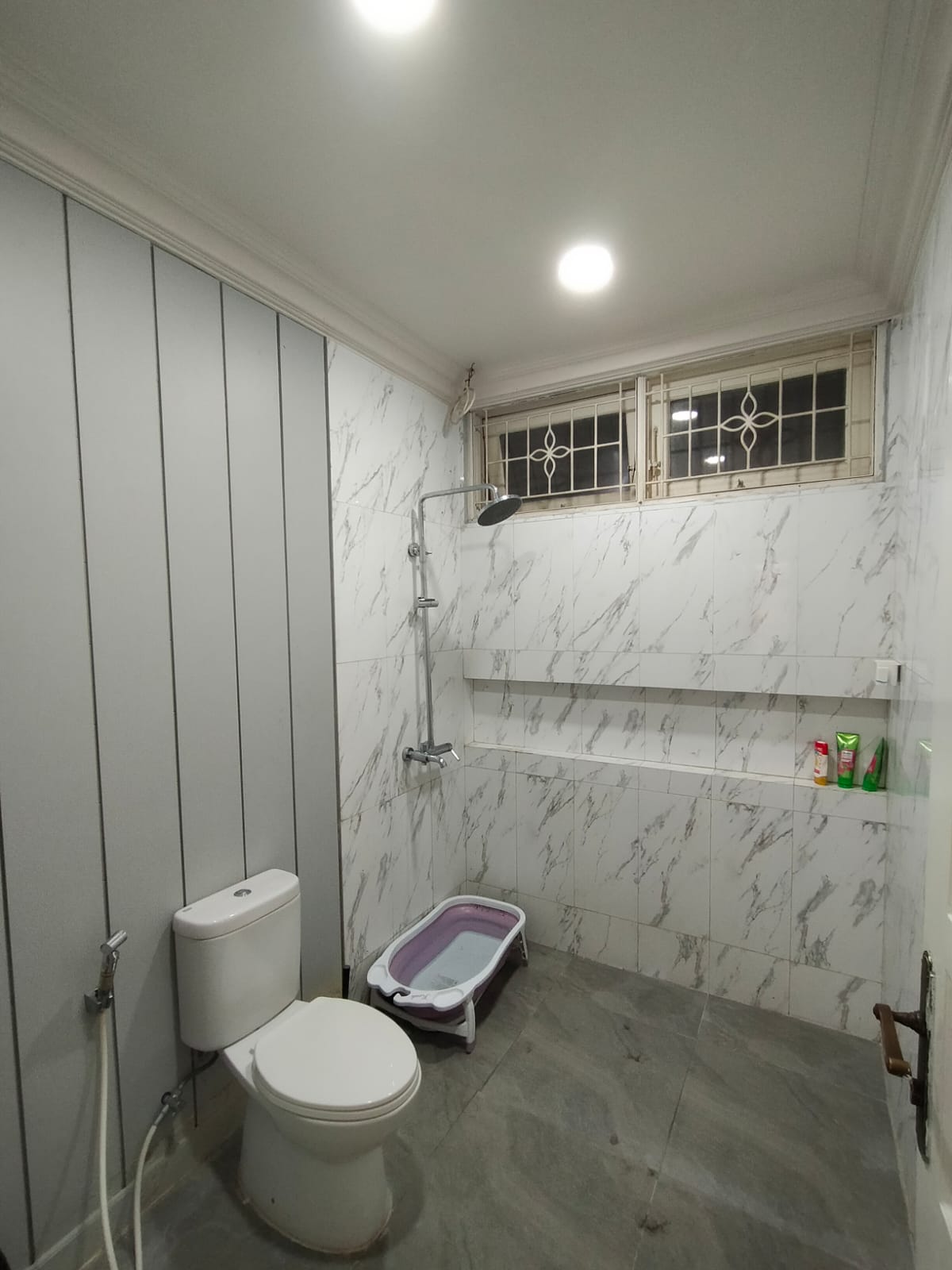 Disewakan Rumah 2 Lantai di Kebayoran Lama - Jakarta Selatan - Foto 2