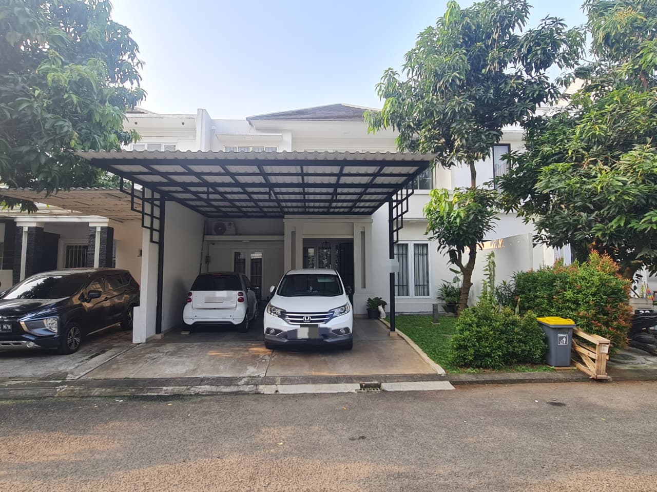 Hunian Modern 2 Lantai di Alam Sutera, Tangerang Selatan