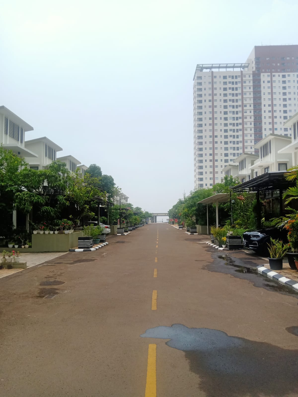 Disewakan Rumah/Town House Cosmo Park di atas Mall Thamrin City - Foto 3