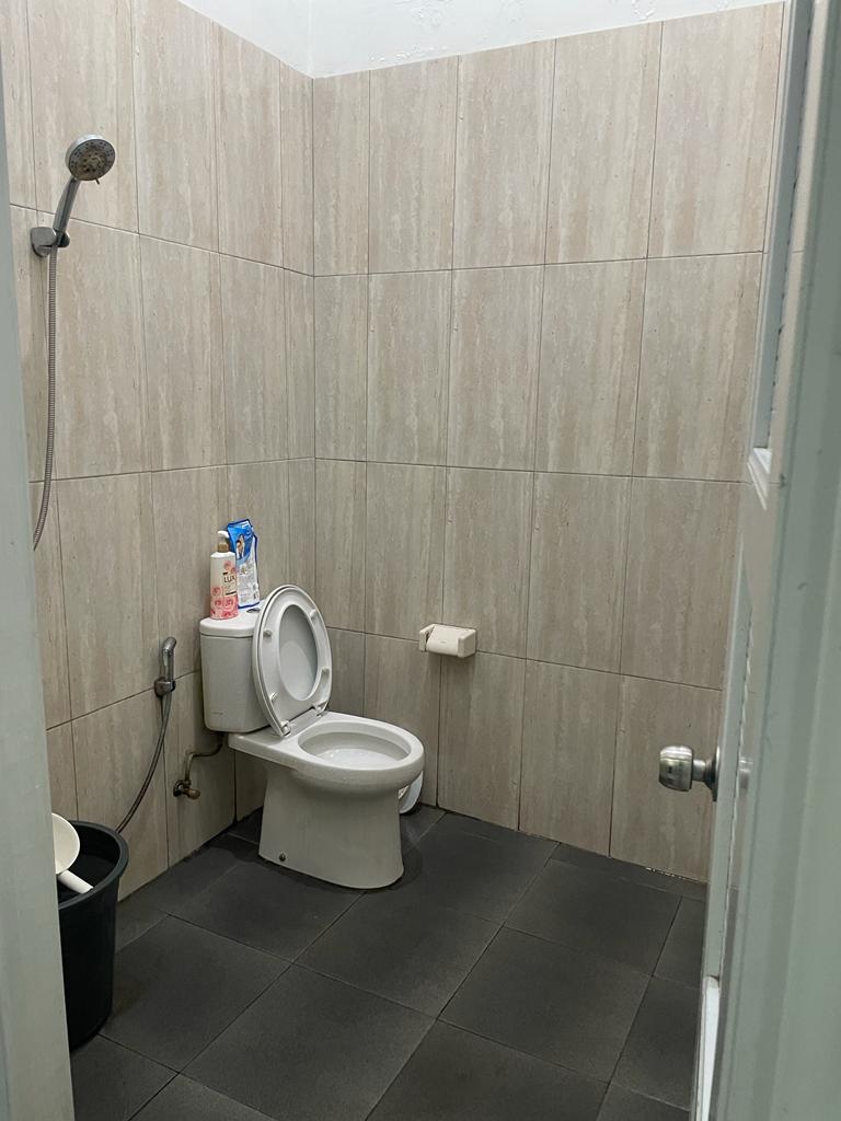 Jual Cepat Rumah Modern Minimalis 2 lantai - Foto 17