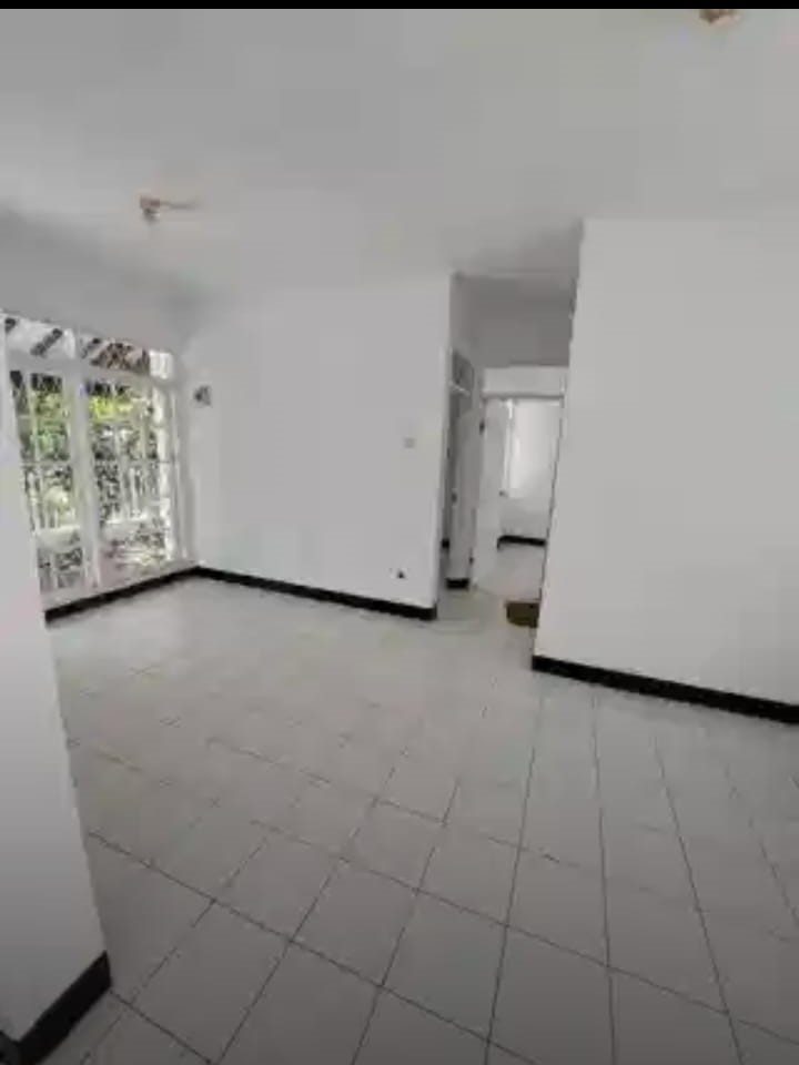 Disewajkan Rumah Strategis Siap Huni Di ARCAMANIK - KOTA BANDUNG - Foto 6